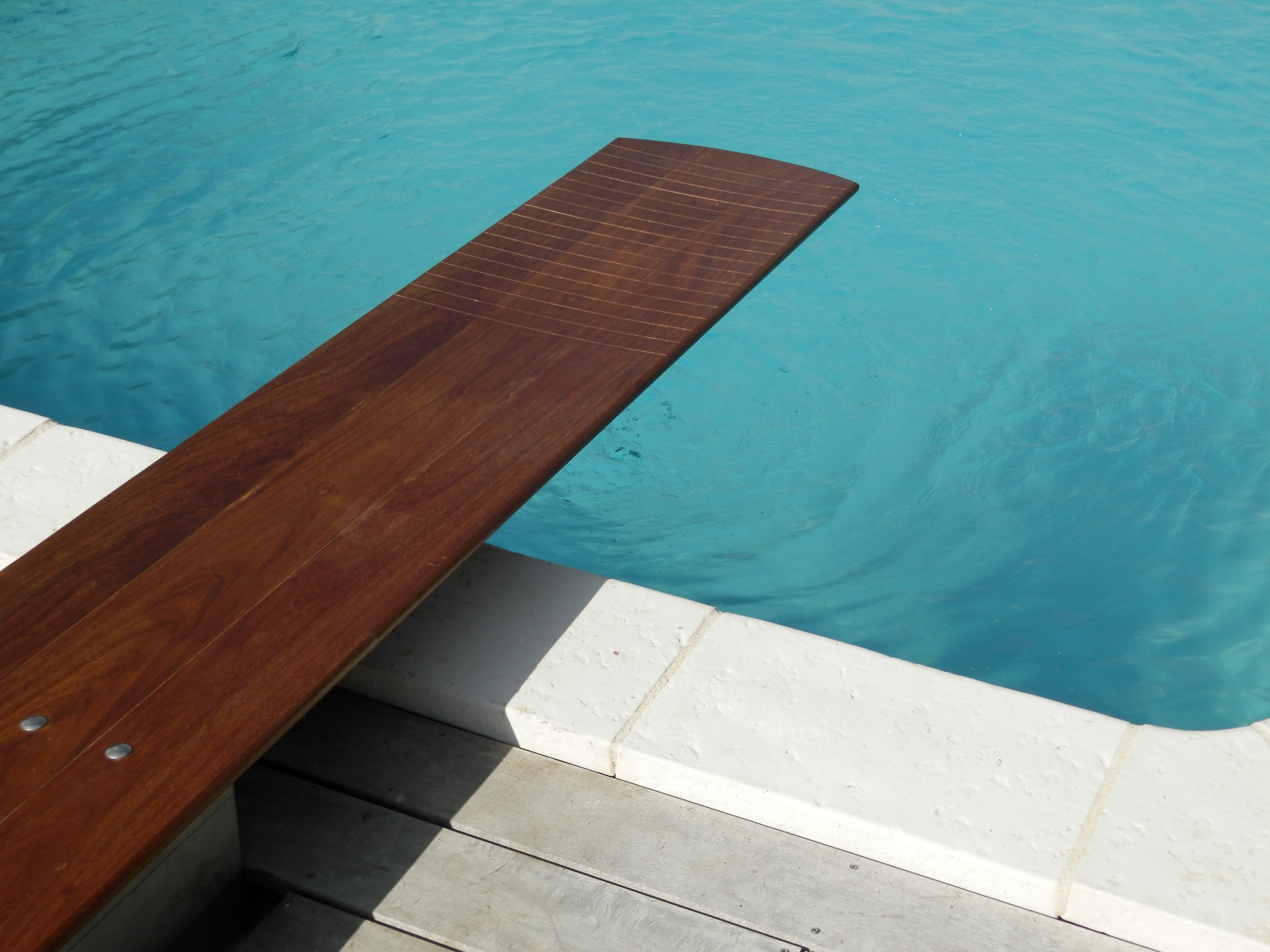 Mikel Tube - Wooden Diving Boards